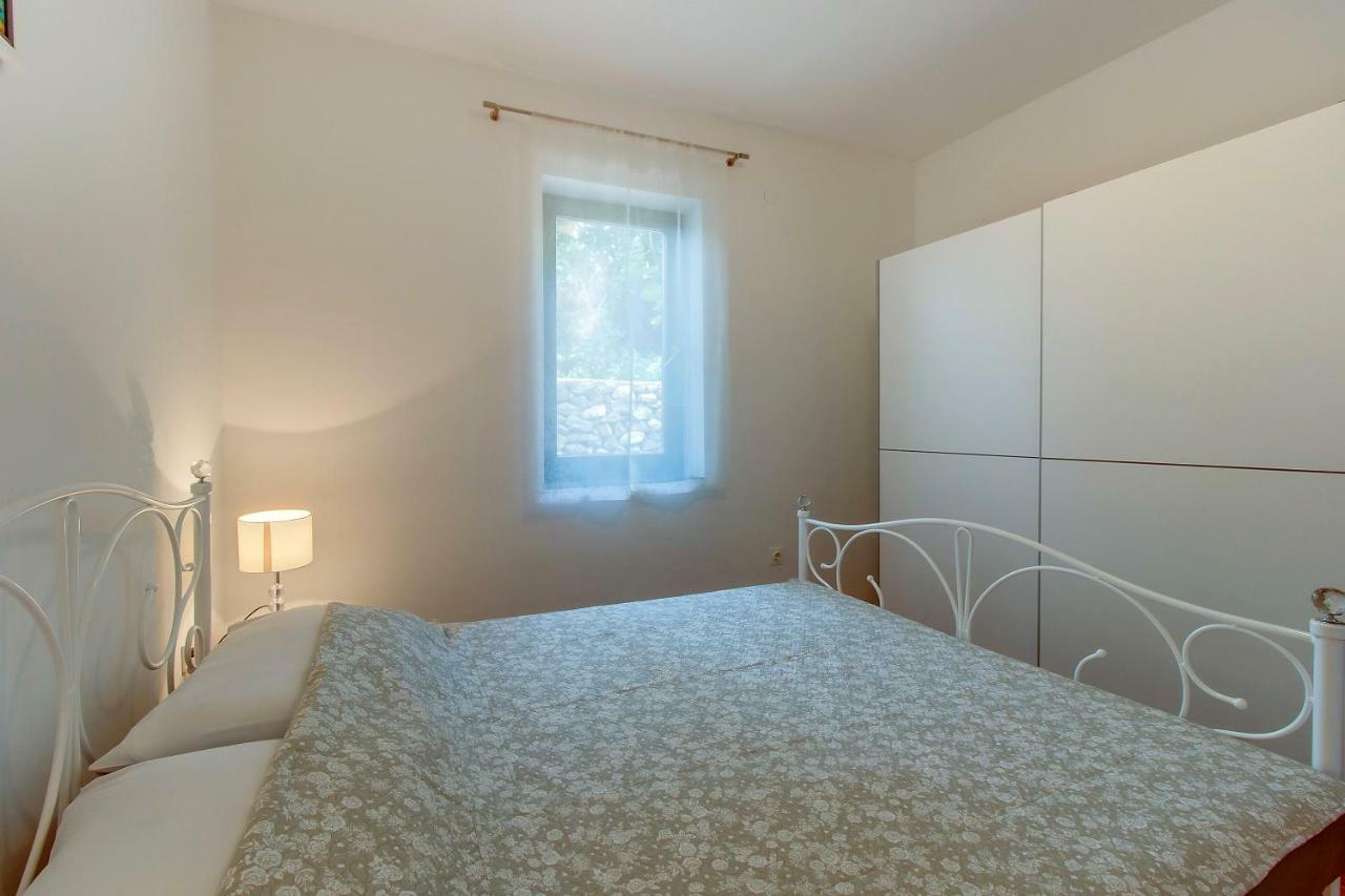 Apartment Rosmarino Mali Lošinj Esterno foto
